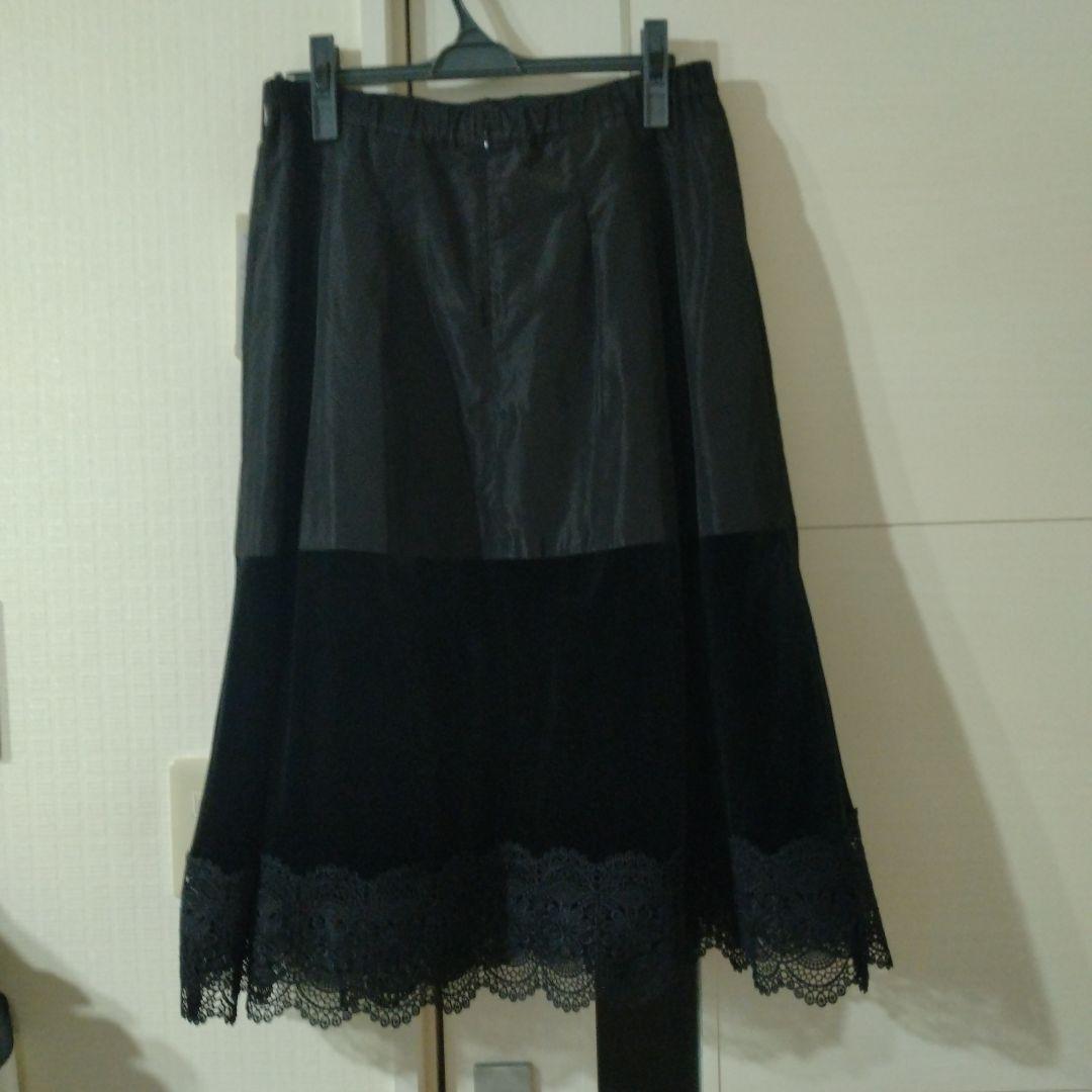 ⭐️最新作⭐️【新品】スーパービューティー裾レースベロアタフタ素材スカート44