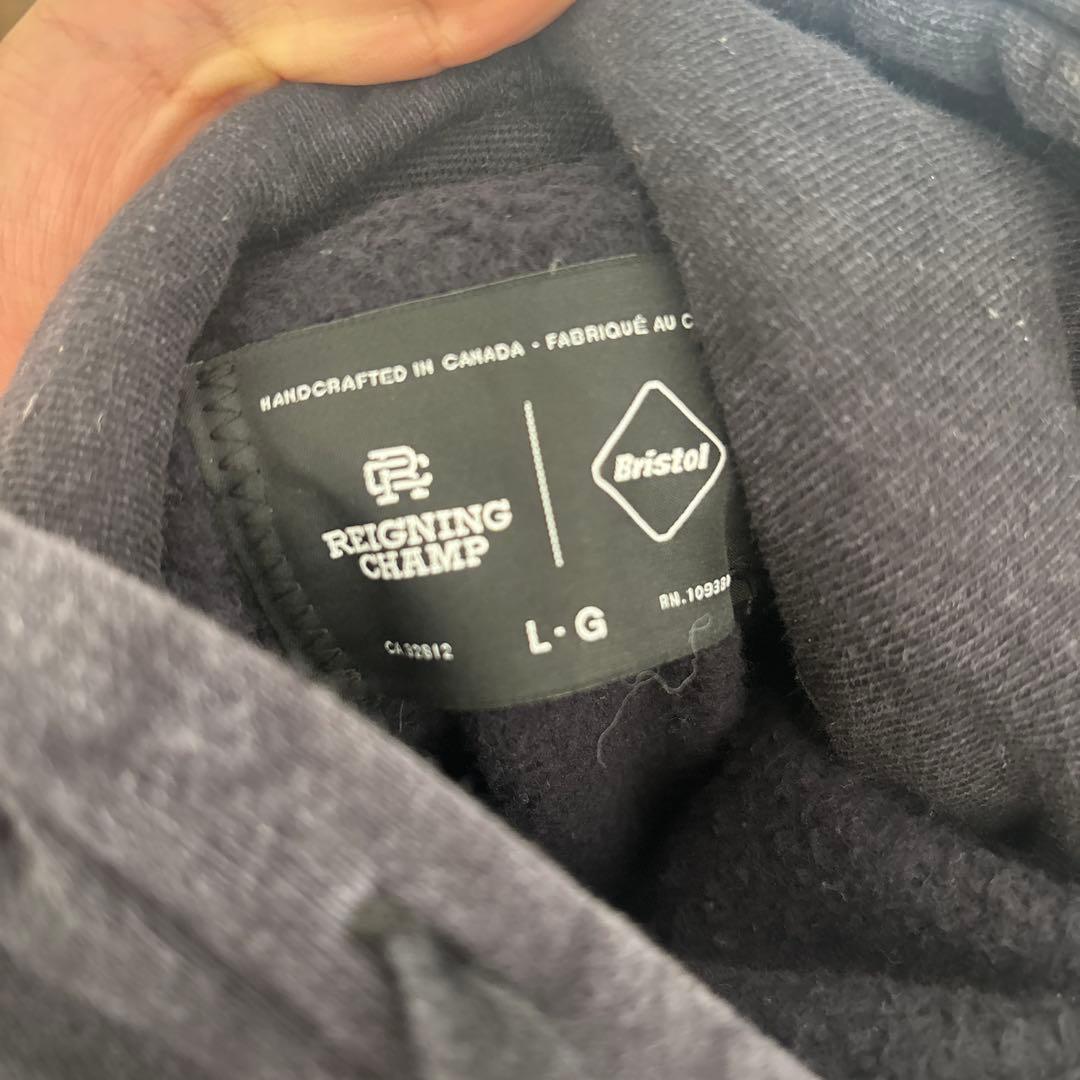 BRISTOL REIGNING CHAMP フーディ黒 L