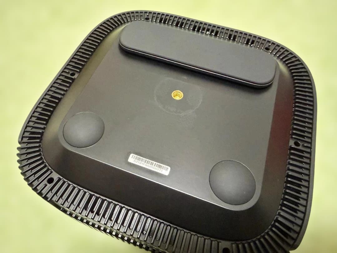 ANKER NEBULA Vega Portable （公式三脚スタンド付き）