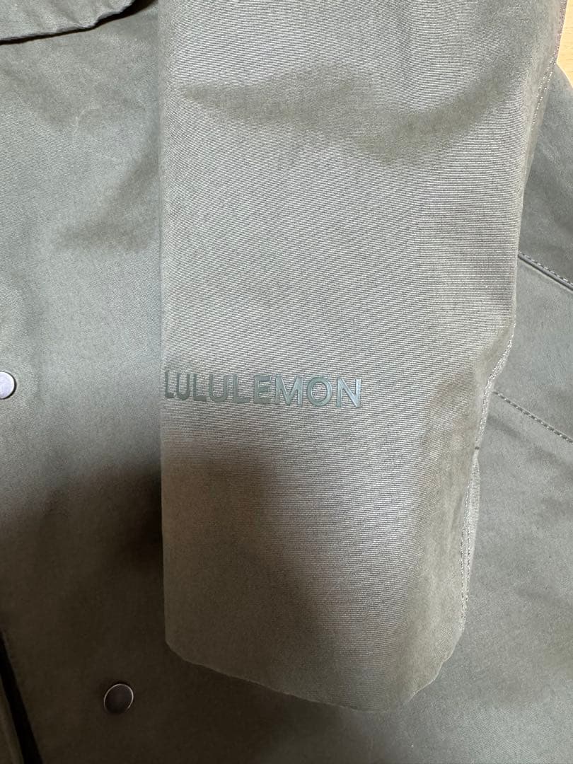 ルルレモン Rain Shaker Trench