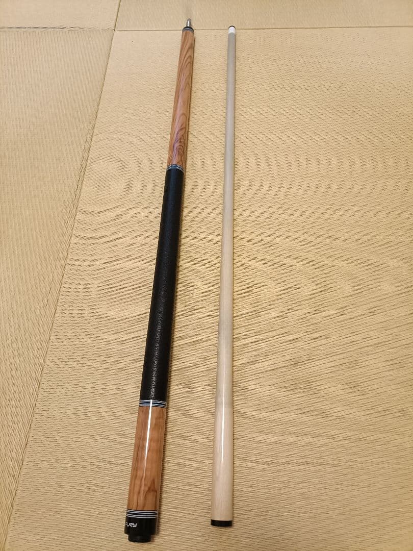 ビリヤード　美品　フューリー　キュー　ラジアル