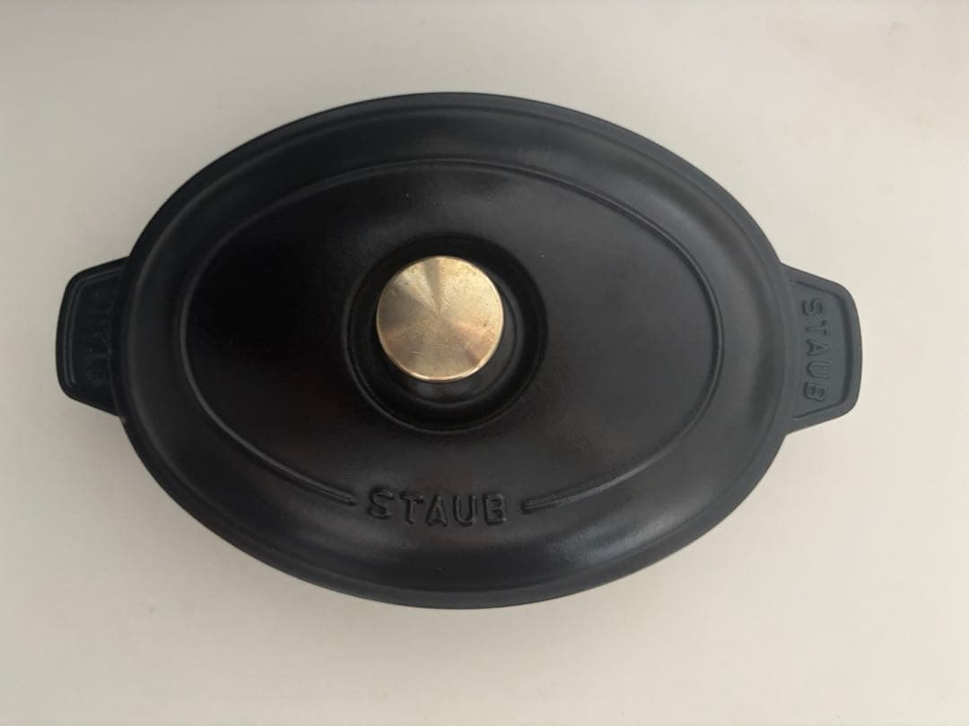 期間限定お値下げ！ストウブ　オーバルホットプレートブラック23センチ