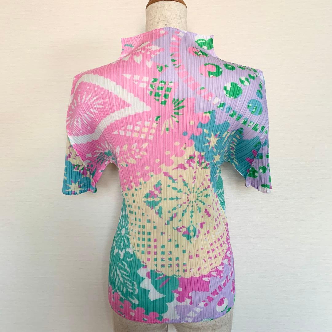 【美品】PLEATS PLEASE 半袖 トップス 総柄 サイズ3（Lサイズ程）