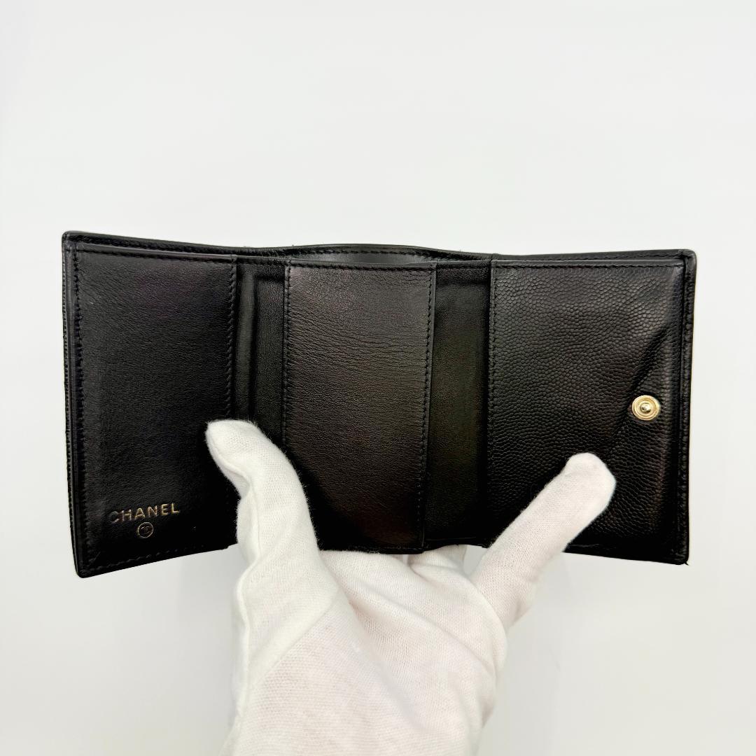 CHANEL シャネル 三つ折り財布　 スモールウォレット キャビアスキン