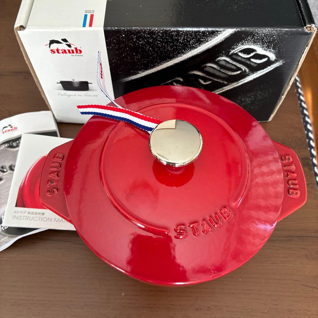 極美品 STAUB ラ・ココット de GOHANチェリーレッド 16cm
