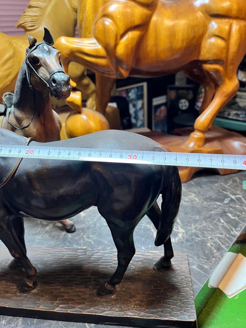 鉄製の馬、馬の置き物、銅色の鉄製馬 たづなも鉄製です 36センチ