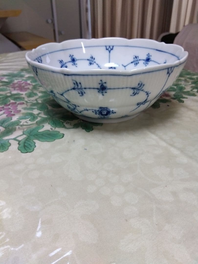 ロイヤルコペンハーゲン　ブルーフルーテッドサラダボウル