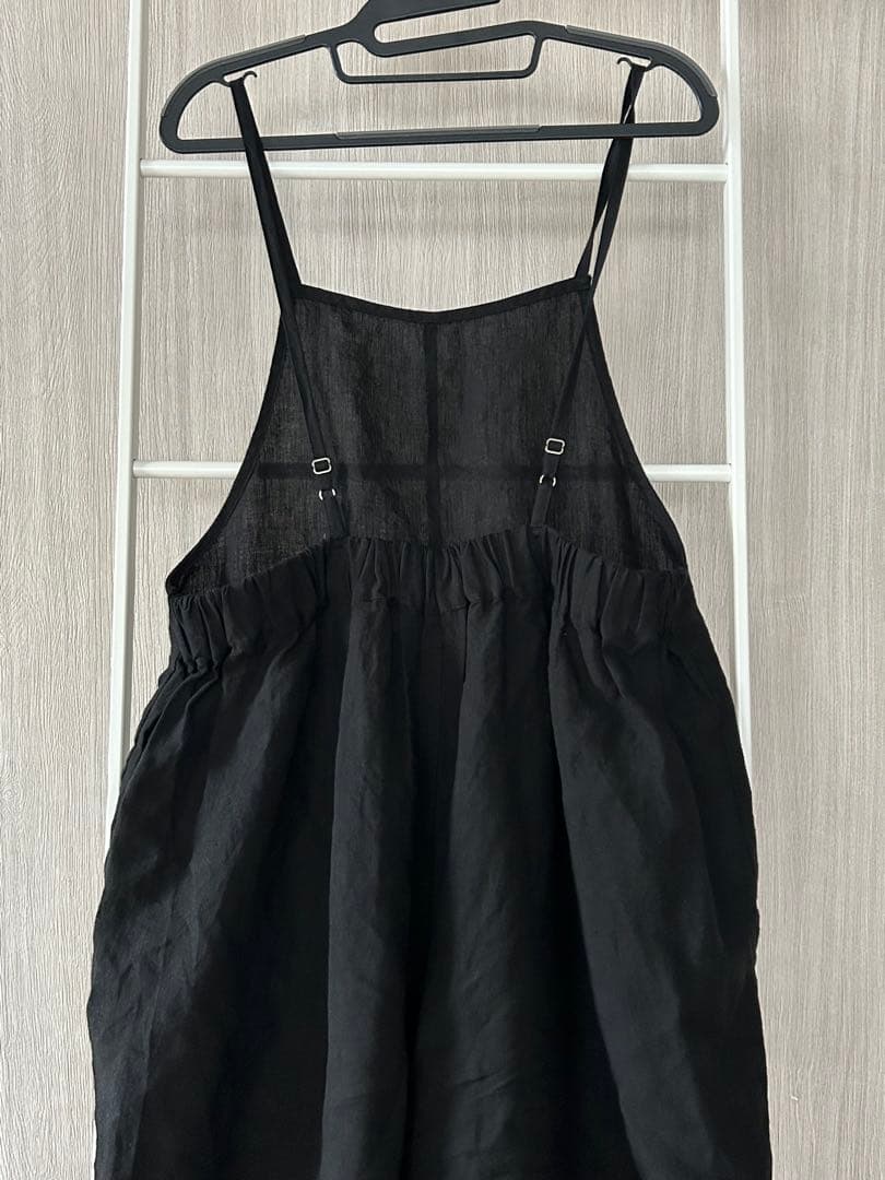 UNIVERSAL TISSU ／リネン100%サロペット／ブラック