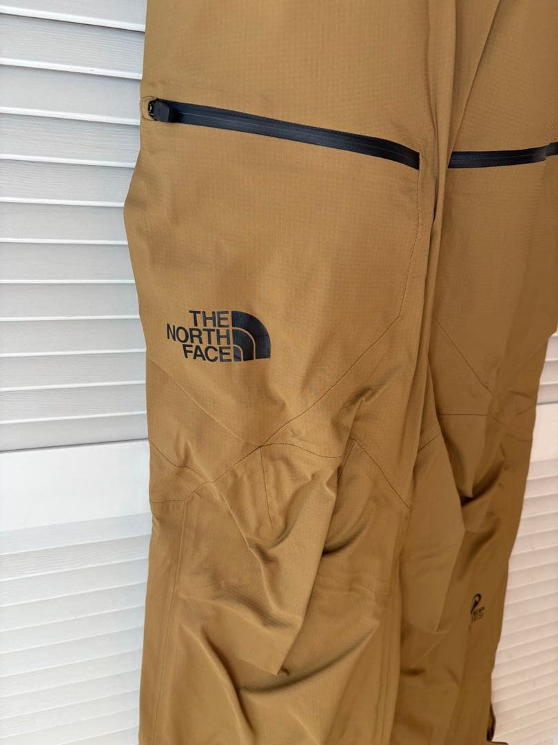 【美品】THE NORTH FACE ベージュ スノーボードウェア レディース