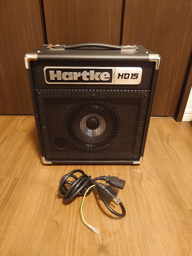 Hartke HD15 ベース用アンプ