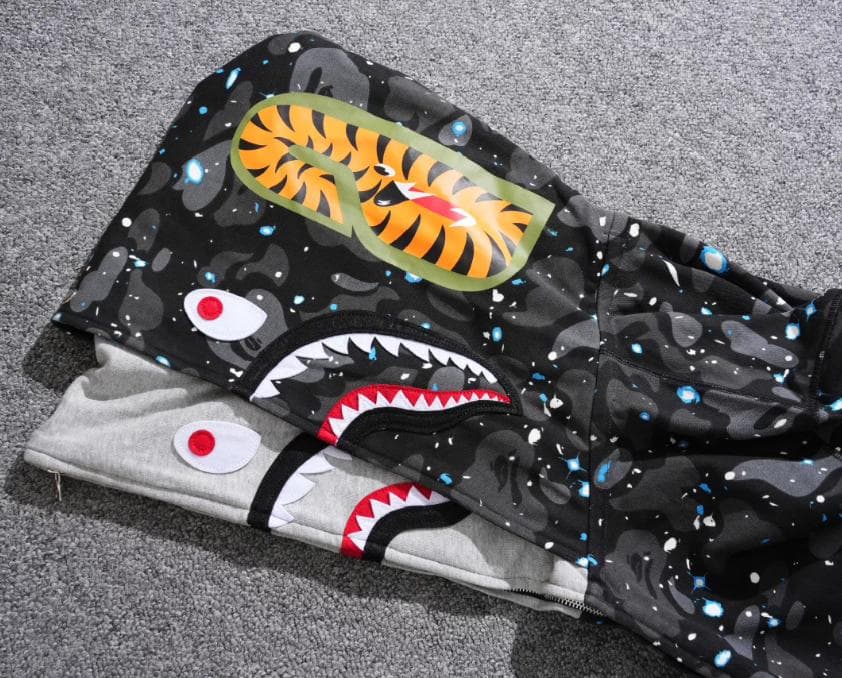 A Bathing Ape シャークパーカー M