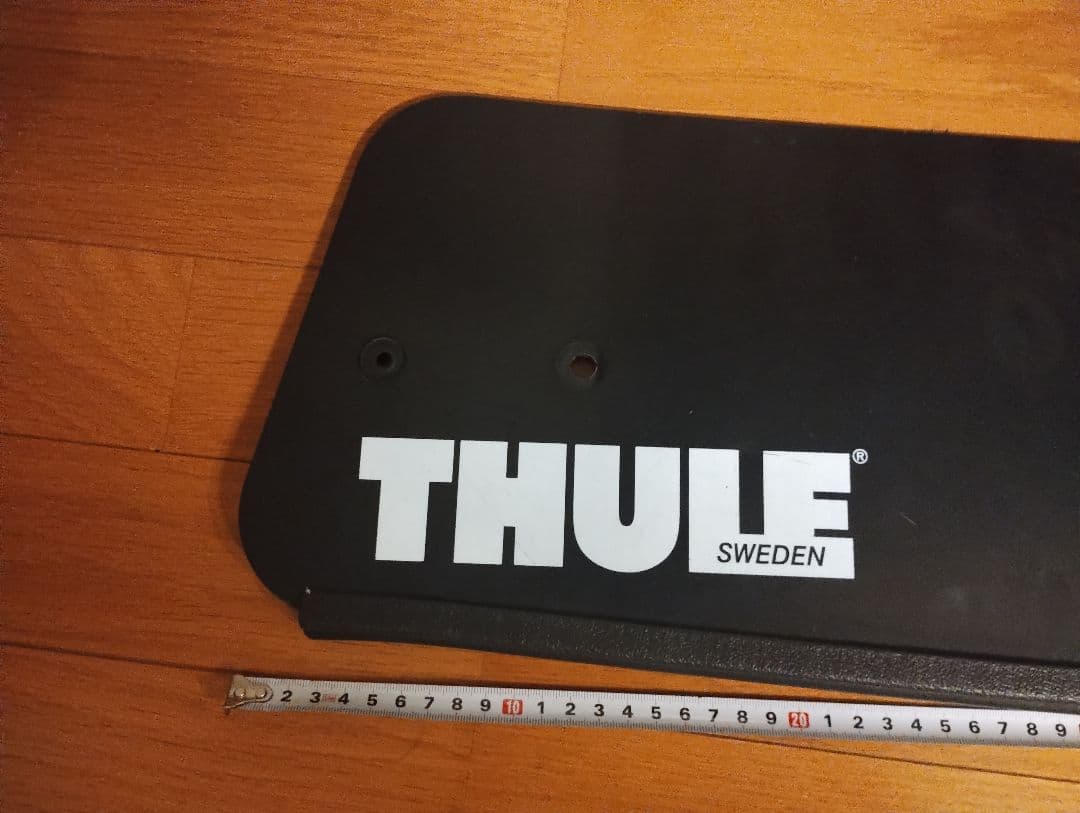 THULE フェアリング スクエアバー用　約横108cm、縦20cm