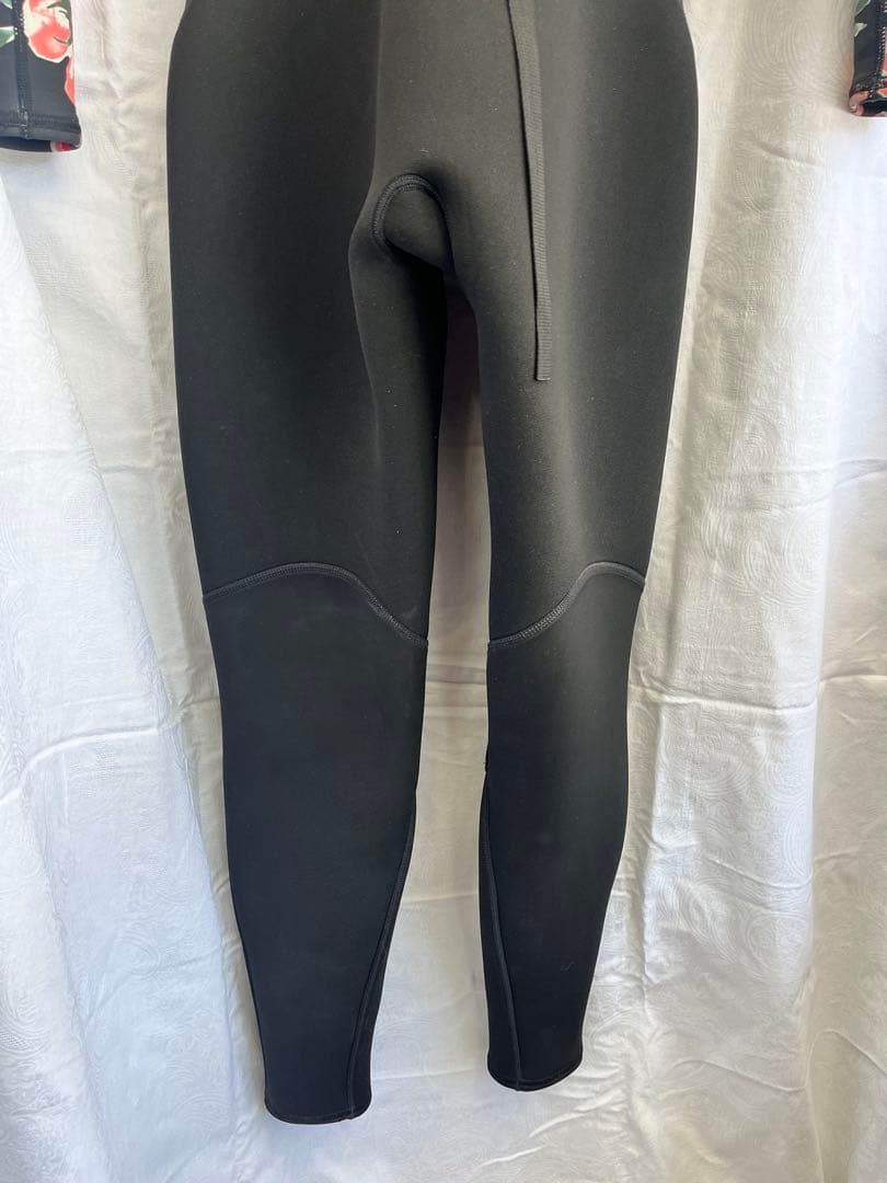 ロキシー　ROXY ウェットスーツ　フルスーツ 2.5mm AQUAα ブラック