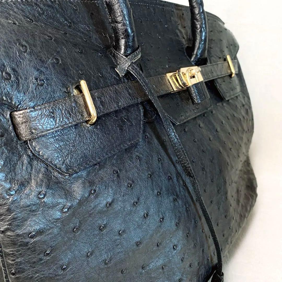 美品✨ハンドバッグ　ボストンバッグ　旅行用バッグ　ゴールド金具鍵付き　ブラック