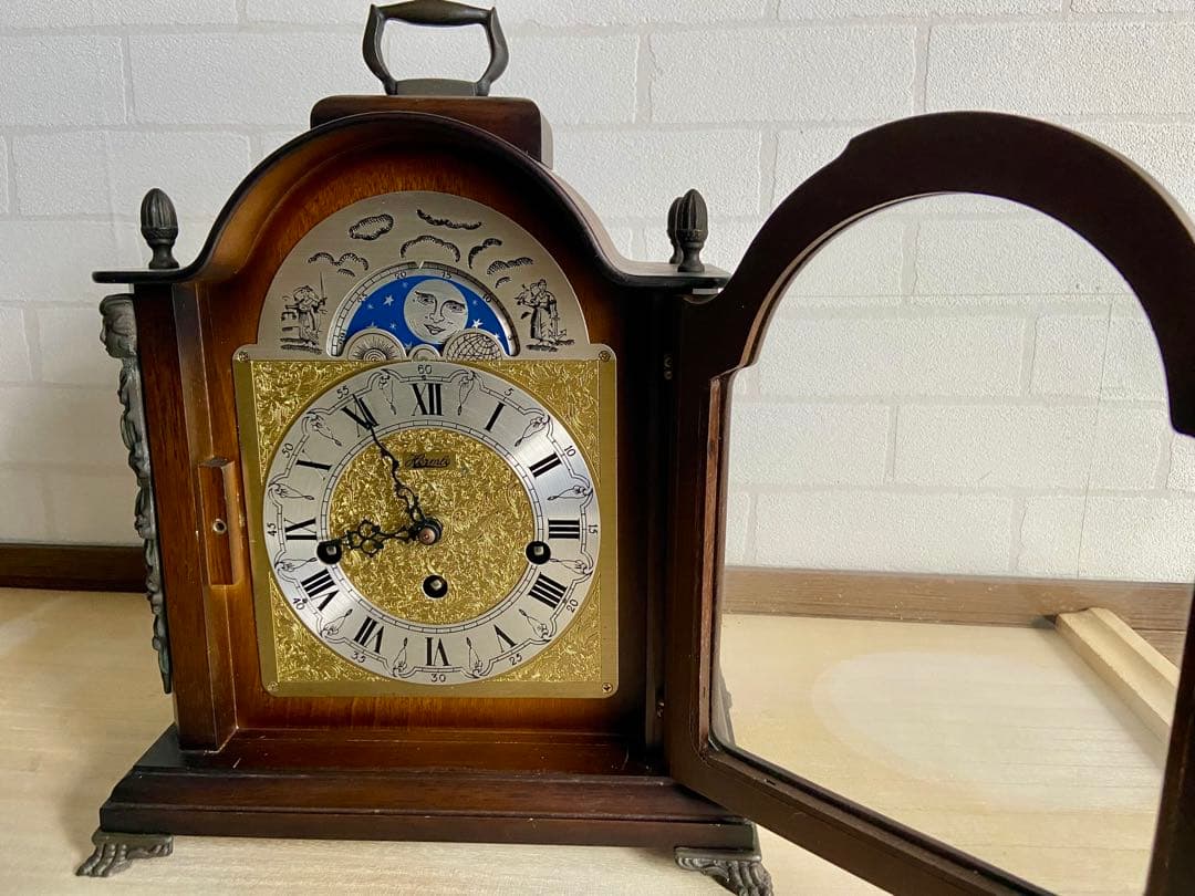 Franz Hermle ゼンマイ式置き時計 ムーンフェイズ