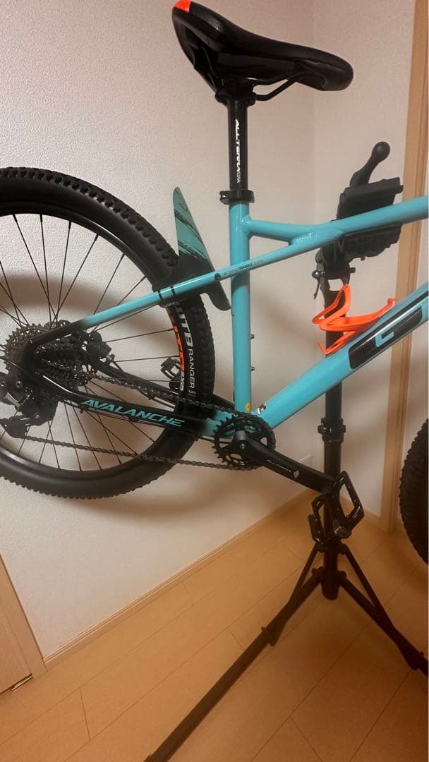 お引き取り限定 富山,金沢 県 2020GTAvalanche マウンテンバイク