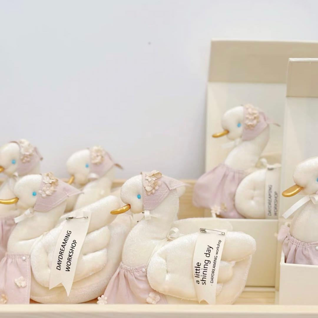 スイートスワン アーティストベア 海外作家様 部屋飾り 置物 ハンドメイド 白鳥