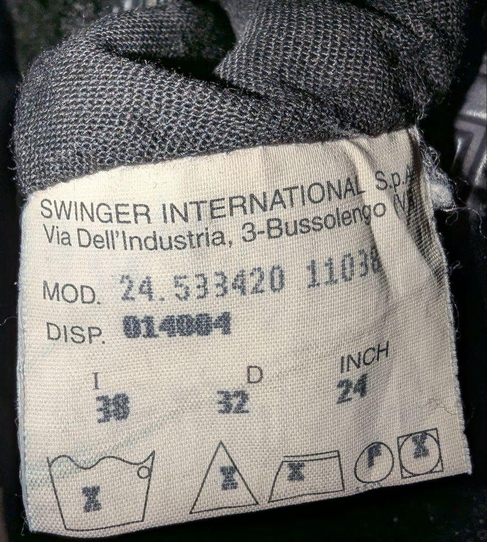 FENDI フェンディ リバーシブル黒コート Lサイズ　男女兼用