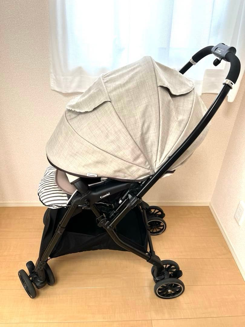 【美品】コンビ ホワイトレーベル スゴカルα 4キャス エッグショック HT