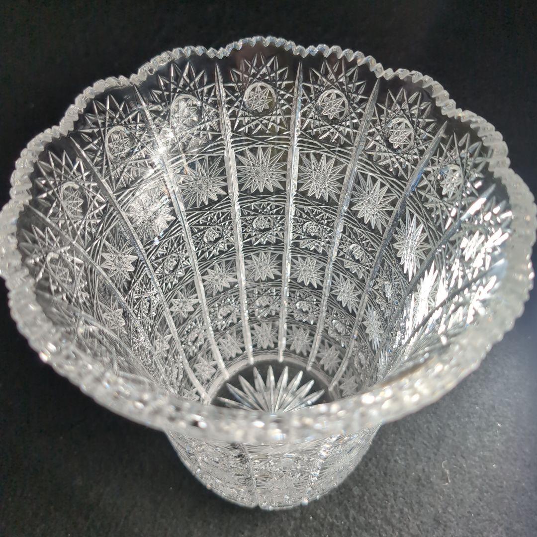 【ボヘミア】高級クリスタル　フラワーベース　500PK 24%PbO チェコ