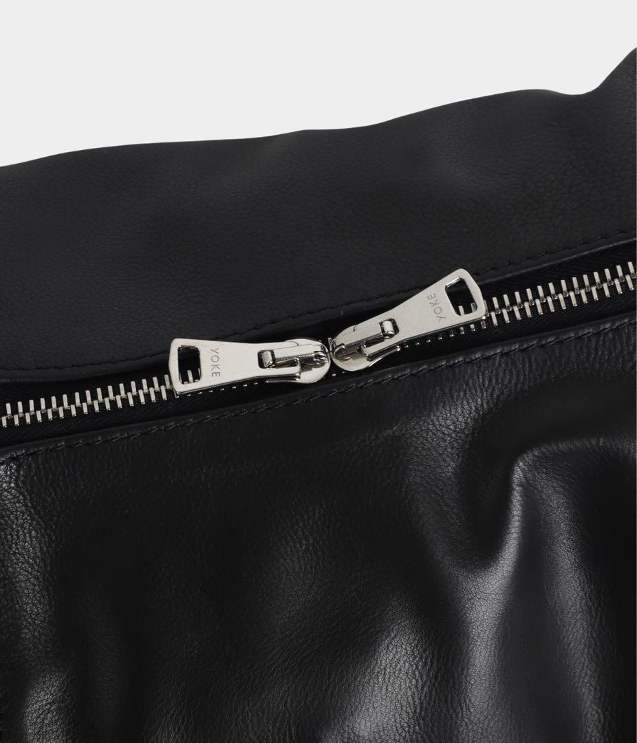 バッグ YOKE Carf Leather Circle Bag BLACK