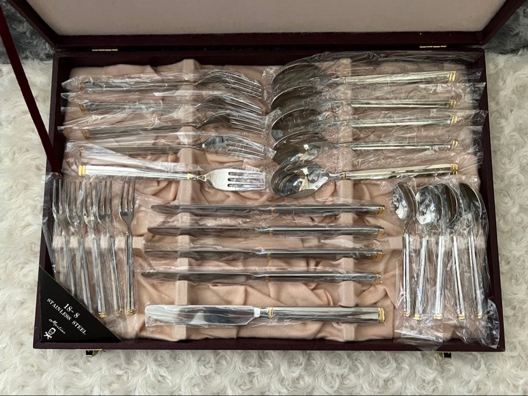 マーシャン　カトラリーセット　スカンジナビア　ディナーセット〈25本セット〉金彩