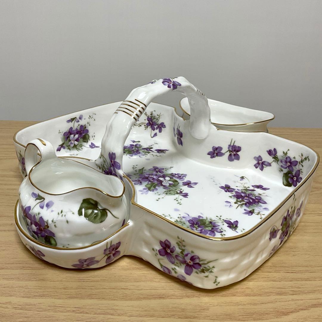 ハマースレイ　バイオレット　ストロベリーバスケット