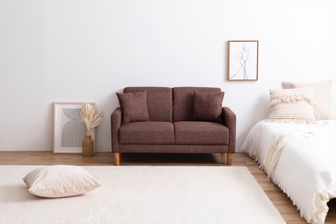 【送料無料】ソファ 2人掛けコンパクトソファ クッション付き 一人暮らし 天然木