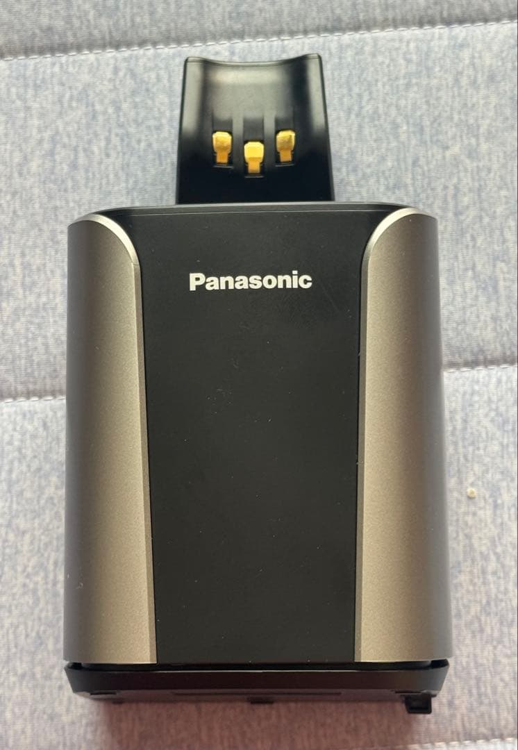 パナソニック電気シェーバー・ラムダッシュ 5枚刃 洗浄機付きES-NLV98