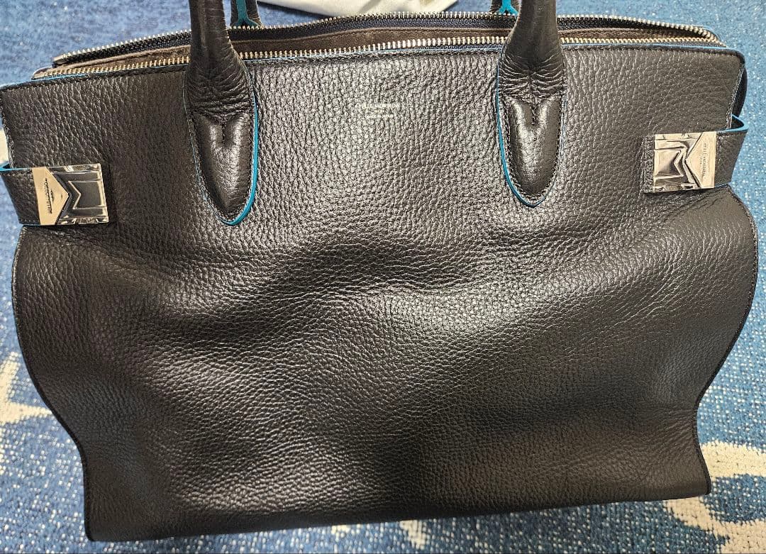 【値引き可】【新品同様】ペッレモルビダ　ヴァルスボストンバッグ