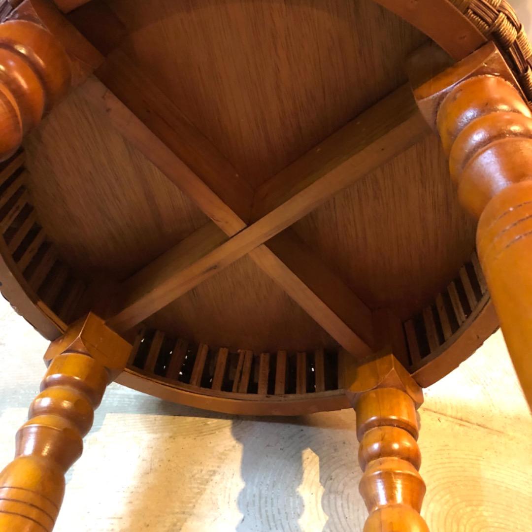 【昭和レトロ】サイドテーブル　木製　机　ディスプレイ　アンティーク　蚤の市