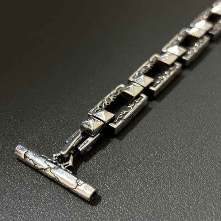 F.A.L トゥームウォールズブレスレット 18cm