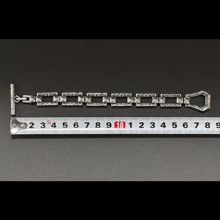 F.A.L トゥームウォールズブレスレット 18cm