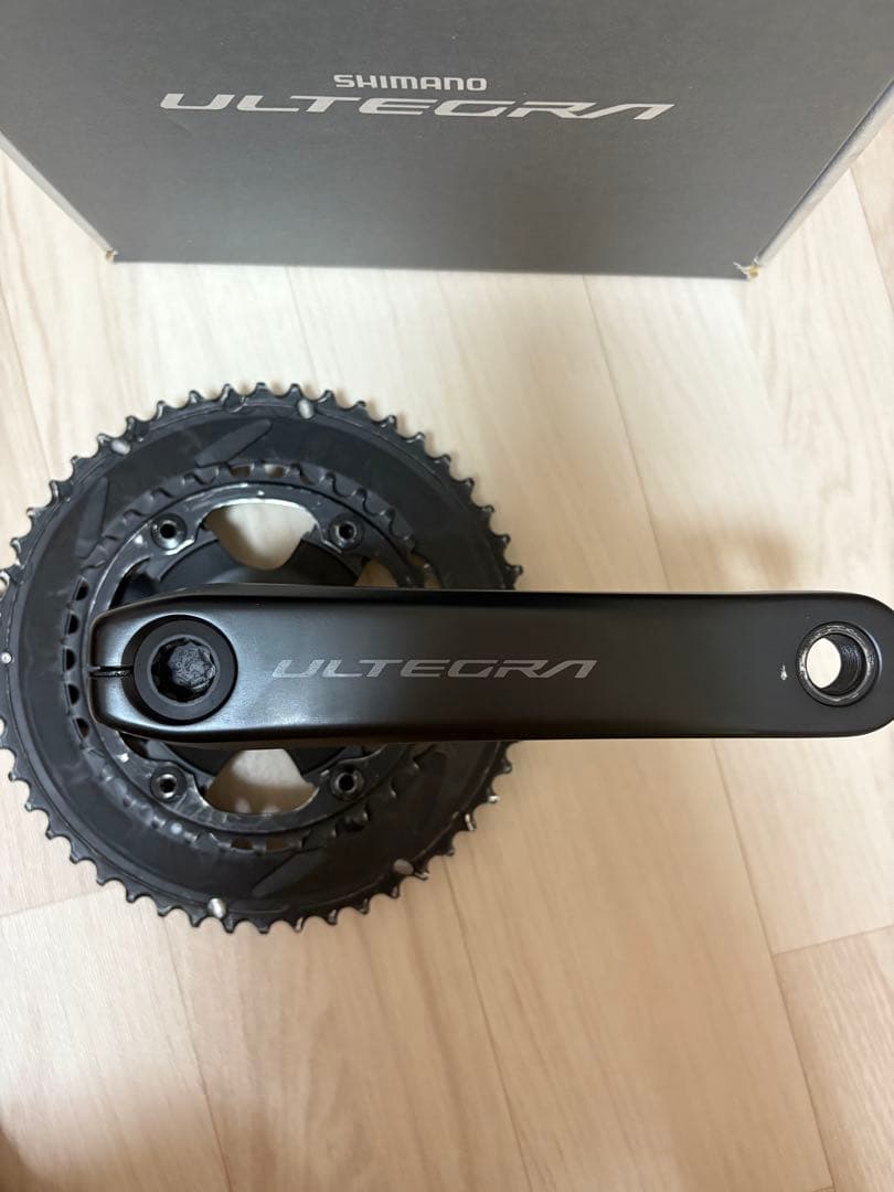 SHIMANO FC R8100 クランク