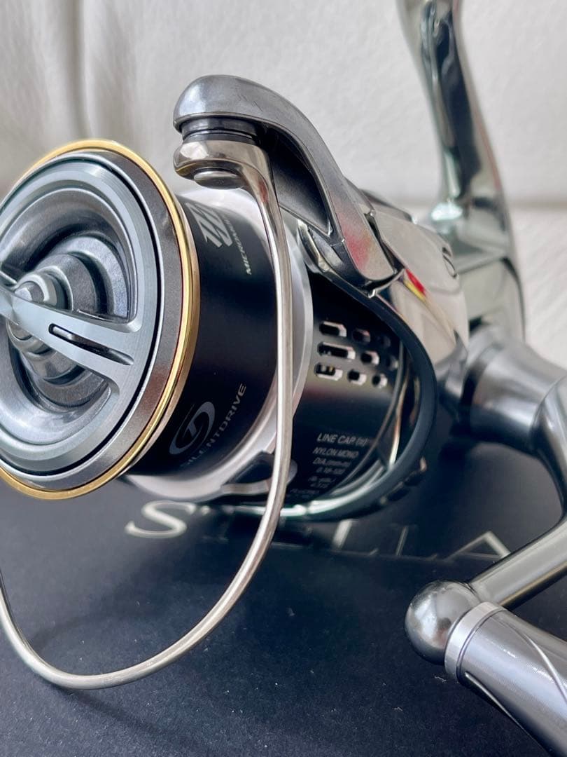 【美品/巻良好】シマノ 18ステラ2500S ハンドルカスタム STELLA