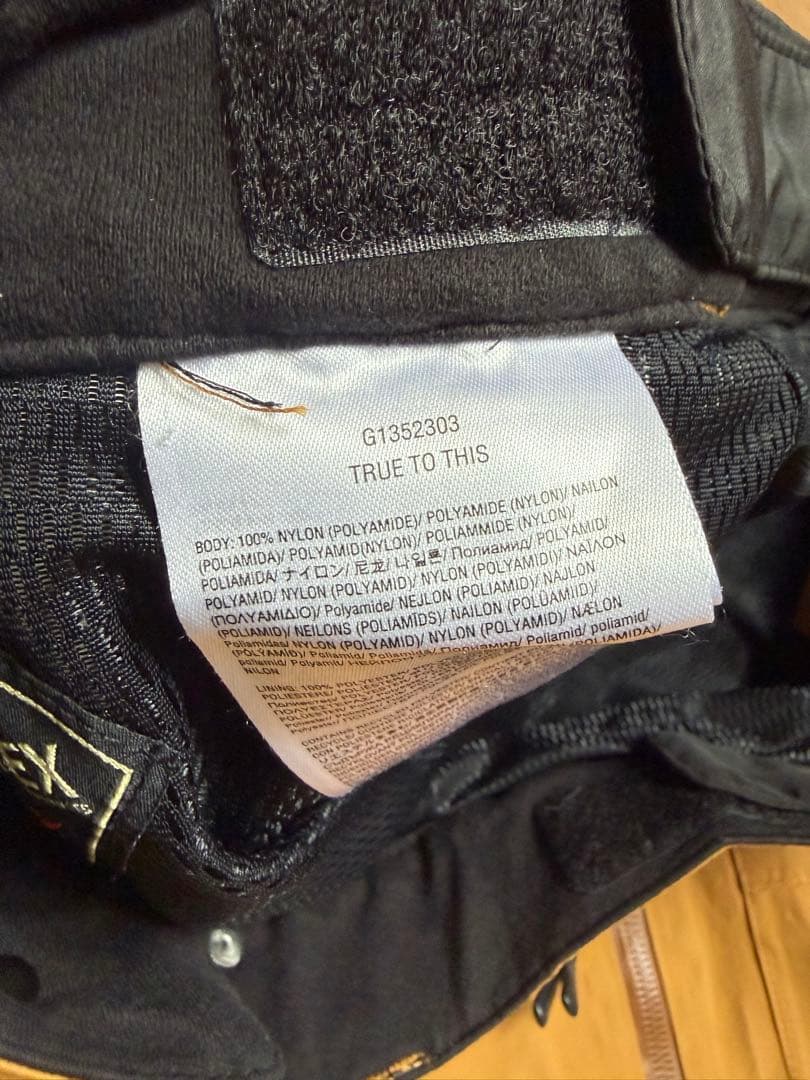 taiga0712専用 VOLCOM/ボルコムスノーボードウェア上下セット