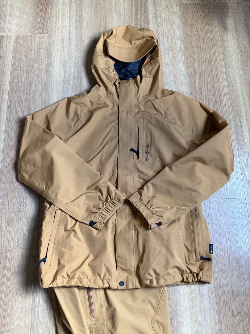 taiga0712専用 VOLCOM/ボルコムスノーボードウェア上下セット