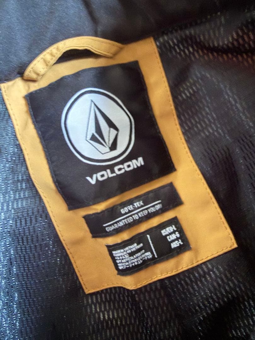 taiga0712専用 VOLCOM/ボルコムスノーボードウェア上下セット