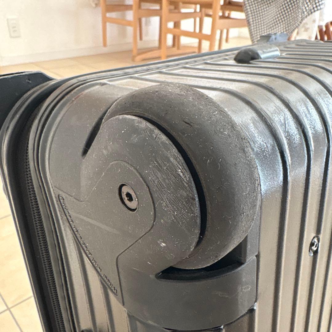 リモワ　キャリーケース