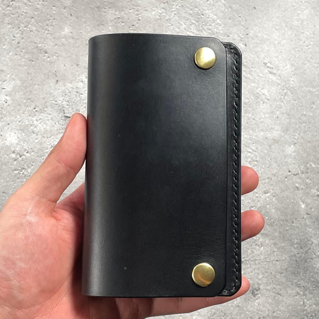 トラッカーウォレット ミドル ファスナー 真鍮チェーン付 本革　イタリアンレザー
