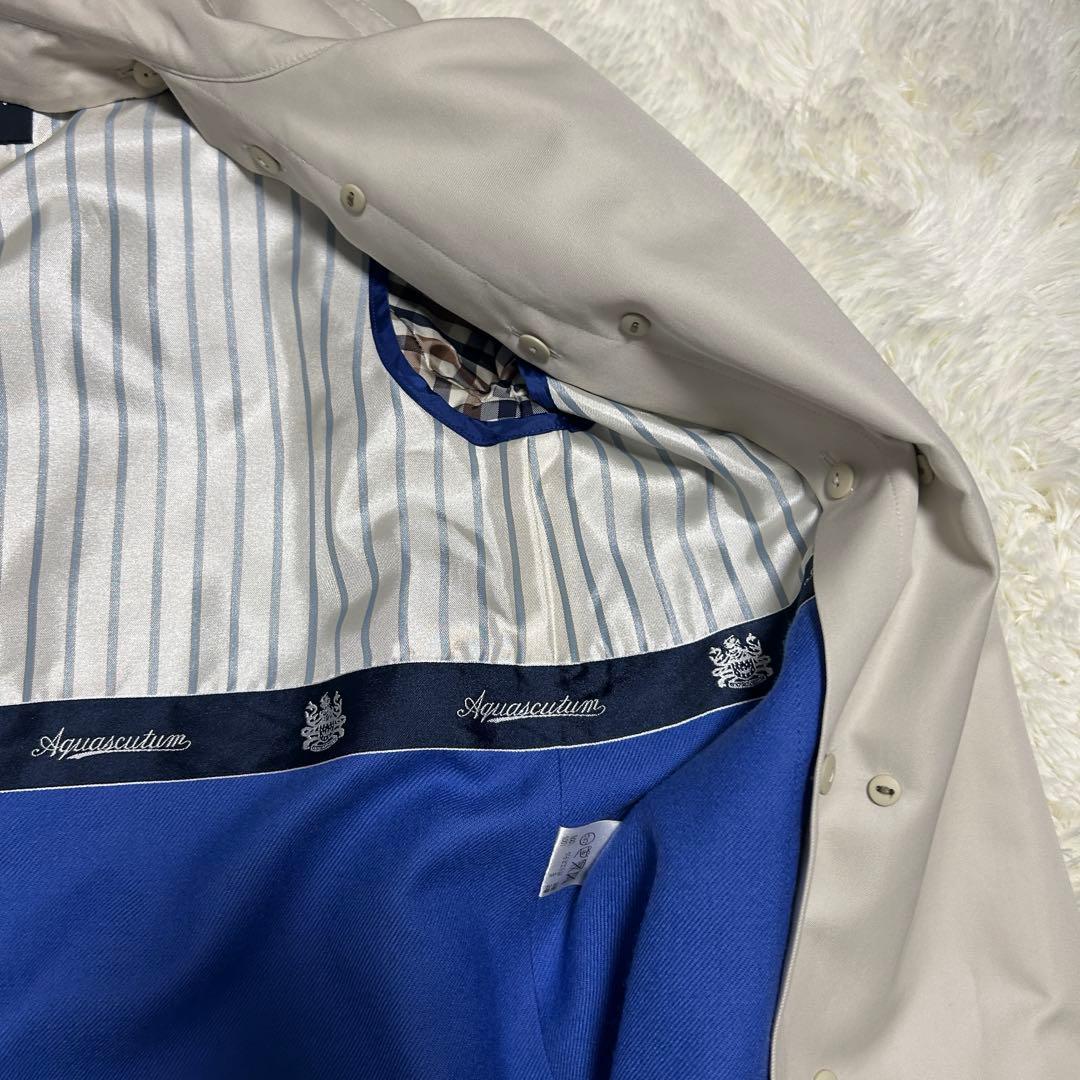 アクアスキュータム トレンチコート 青ライナー　ベルト付き　アイボリー　サイズ6