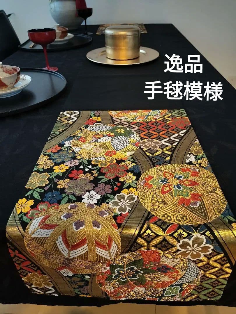 A948★高級‼️豪華刺繍‼️ひな祭り‼️テーブルランナー2m12cm