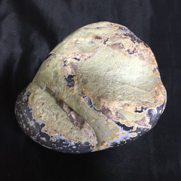 希少　新品❗️水入りメノウ　パワーストーン