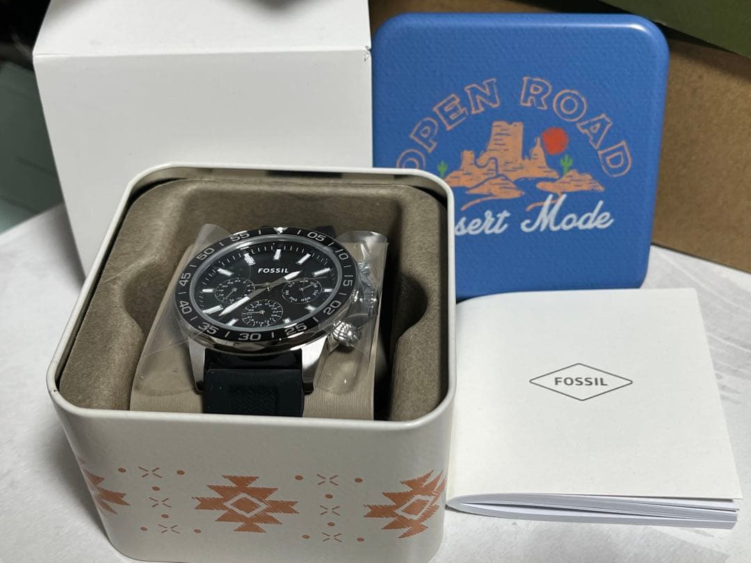 新品完売品フォッシル BANNON マルチステンレススチールウォッチ　ブラック