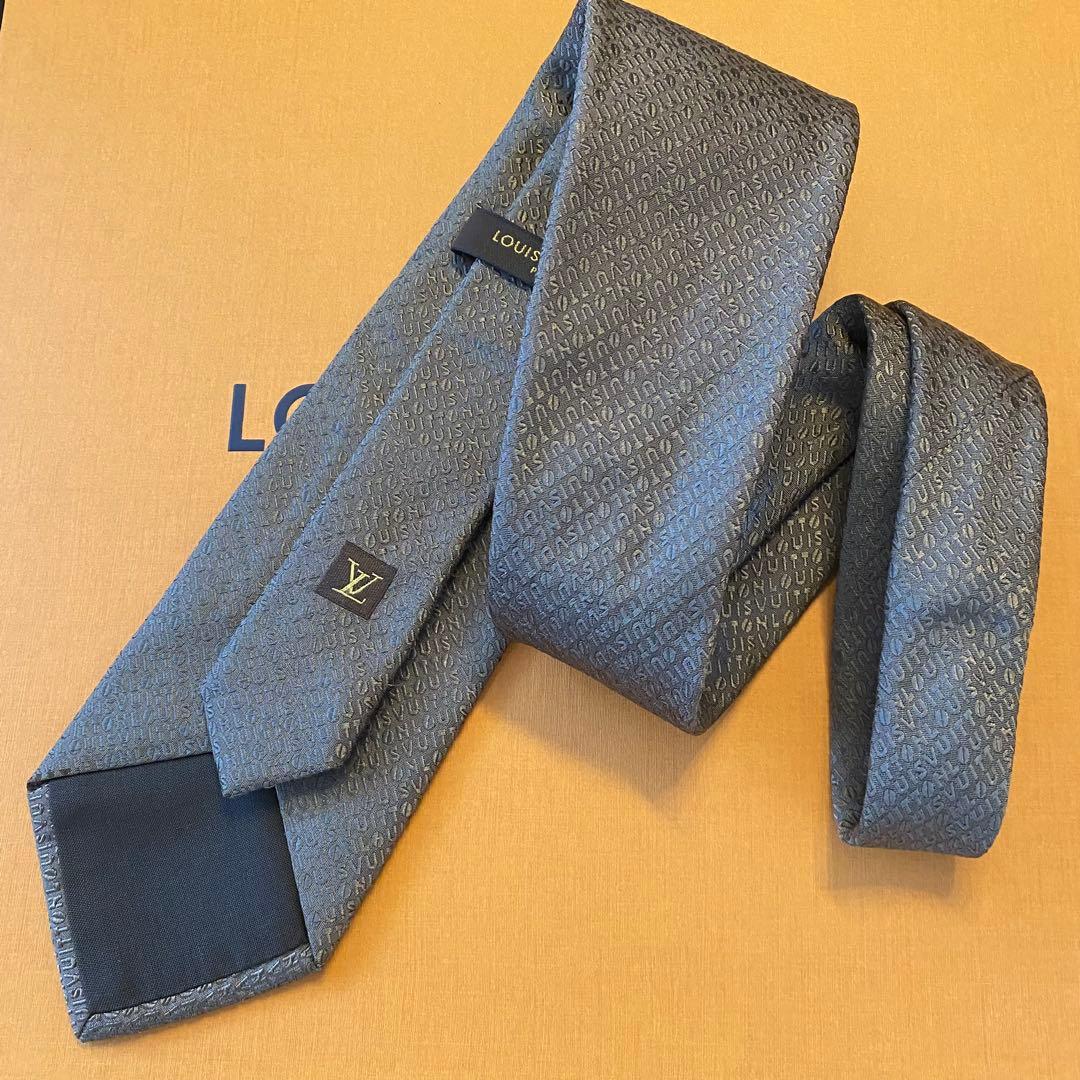 美品 LOUIS VUITTON ネクタイ ロゴマニア 茶系色 イタリア製 中古