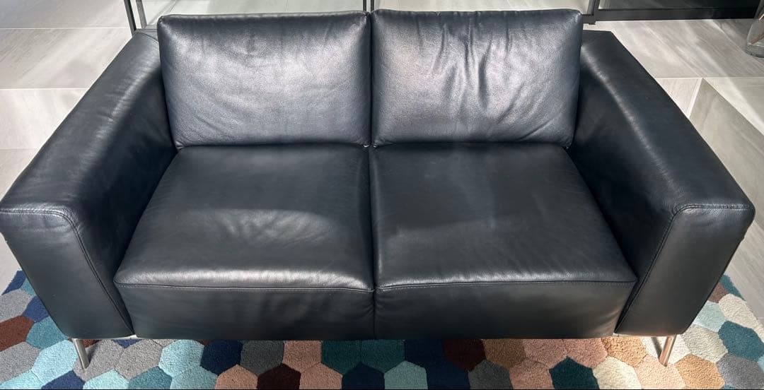 Natuzzi ナツッジ　レザーソファ 黒