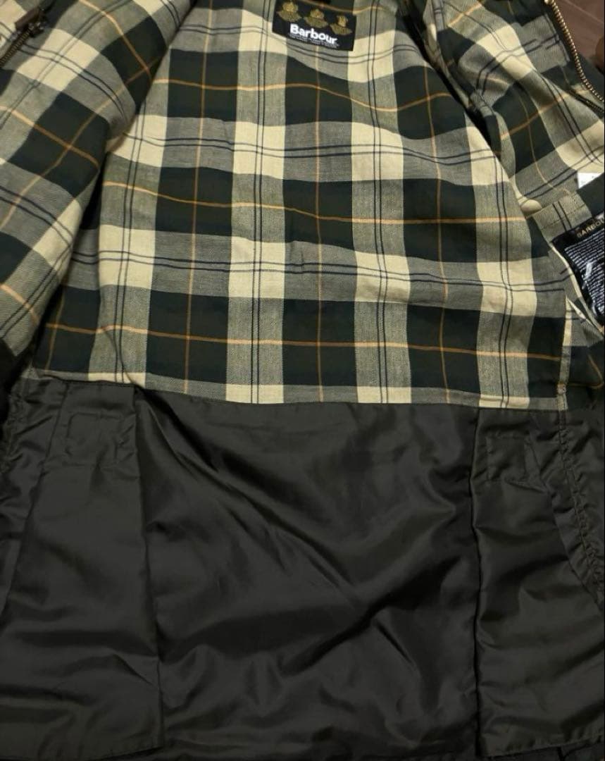 【送料無料】Barbour（バブアー） のジャケット　38サイズ