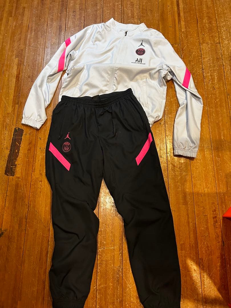 PSG パリサンジェルマン　Jordan ウィンドブレーカー セットアップ