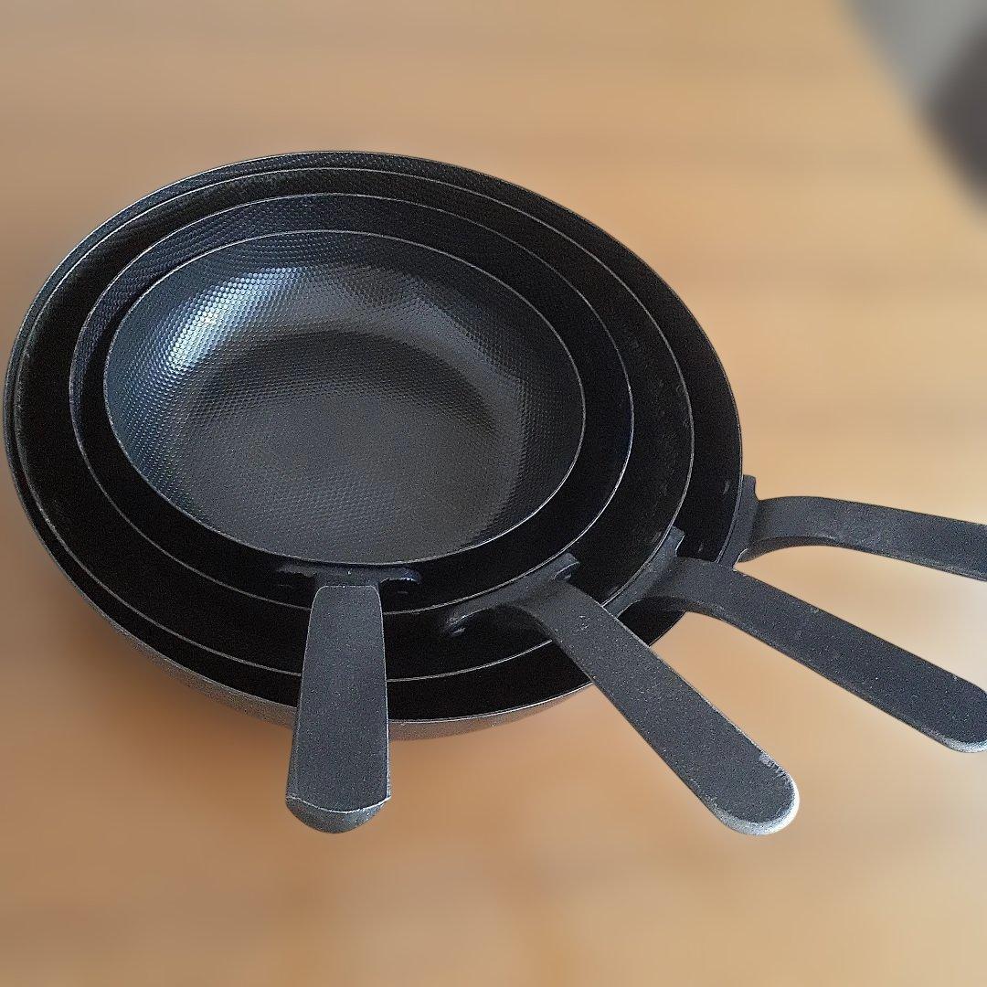 有元葉子　エンボスフライパン　4点セット