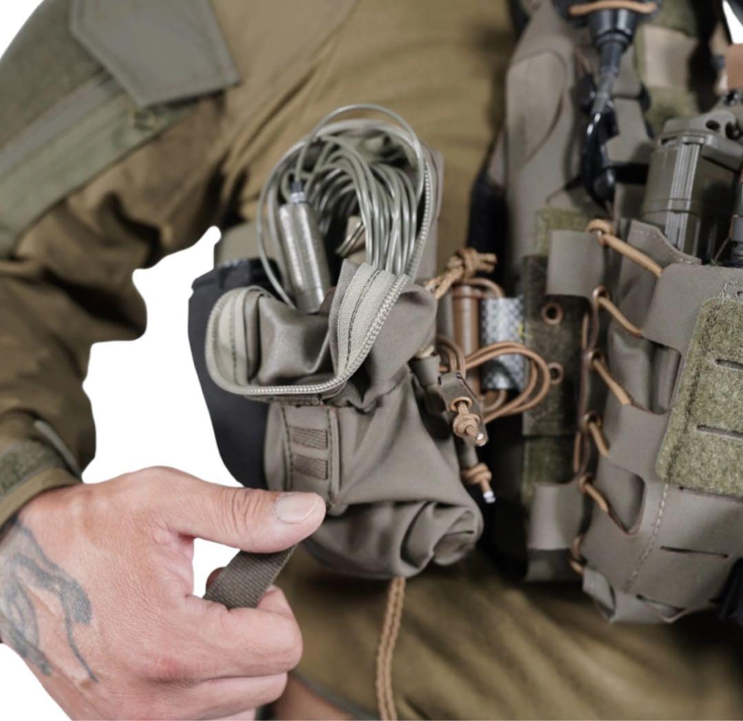 VOLK TACTICAL GEAR POUCHセット